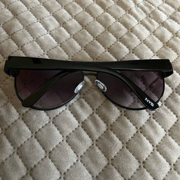 Mens NYS Sunglasses - Picture 2 of 5